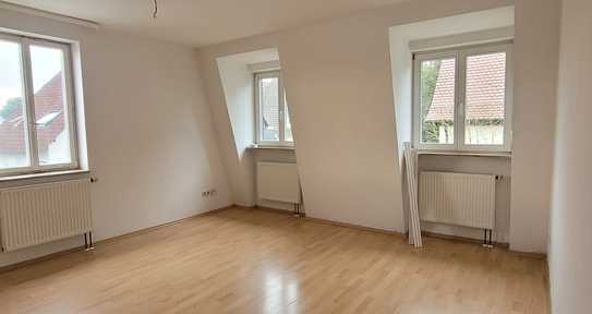 sofort frei- 3 Zimmer-DG-Wohnung im Herzen von Obersontheim