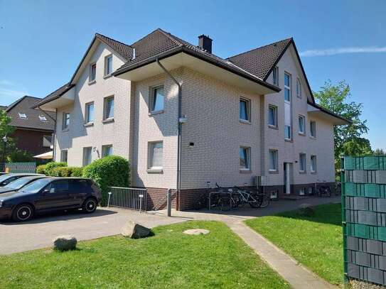 Erstbezug nach Sanierung mit Balkon: Freundliche 3-Raum-Maisonette-Wohnung in Wildeshausen