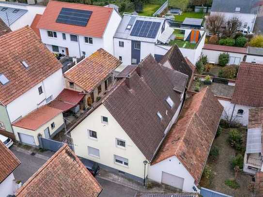 Tolles Haus mit zwei Wohnungen in Billigheim-Ingenheim