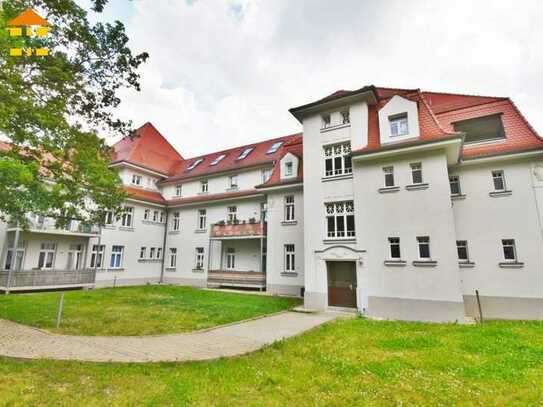 WOHNEN am Ebersdorfer Wald, in begehrter Wohnlage mit Terrasse und Pkw-Stellplatz!