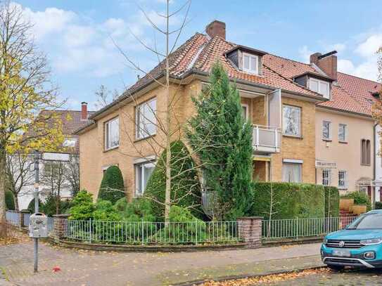 Elegantes Zweifamilienhaus mit großzügigem Raumangebot