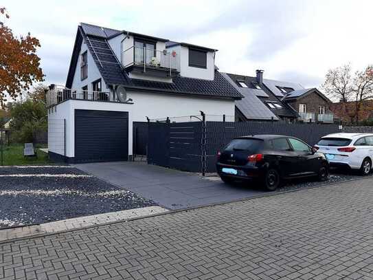 Helle 3-Zimmer-Wohnung mit Balkon in Langenfeld