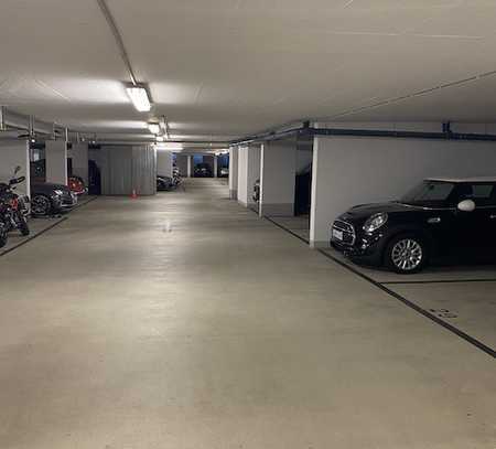 Tiefgaragenstellplatz zu vermieten