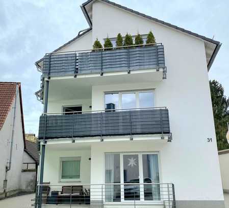 Stilvolle 2-Zimmer-Wohnung mit Balkon und Stellplatz in Eppstein