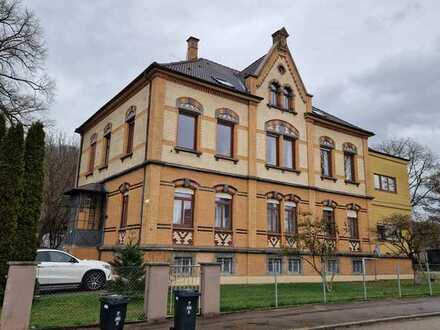 Wunderschöne Jugendstilwohnung mit 3,5m Deckenhöhe