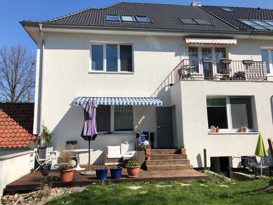 """ KIRCHRODE """ Lichtdurchflutetes 2-Familien-Haus mit schönem Garten und Flair!!! Garage!