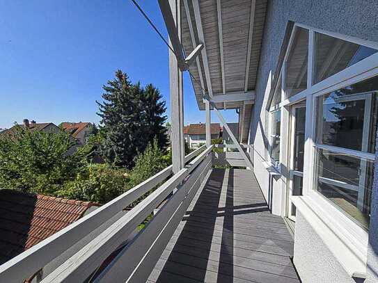 Eine junge, sonnige Maisonettewohnung mit großem Balkon in ruhiger Lage von Offenburg-Bohlsbach