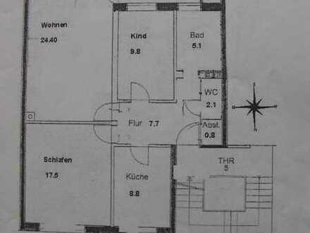 Gepflegte 3-Zimmer-Wohnung mit geh. Innenausstattung mit Balkon und EBK