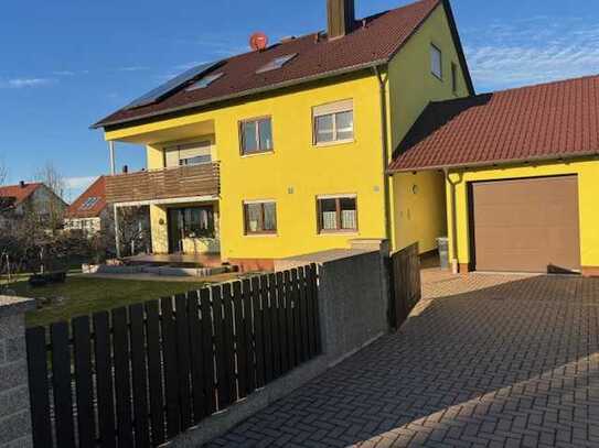 Großzügige 3 Zimmerwohnung in ländlicher Idylle