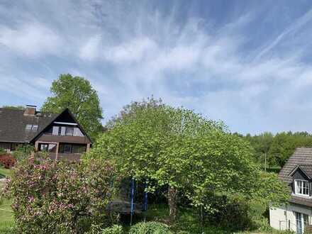 Schöne 4,5 Zimmer Wohnung mit Balkon und EBK in Seevetal