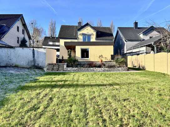 Renoviertes Zweifamilienhaus mit großem Garten in Lünen