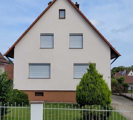 Renoviertes Einfamilienhaus mit fünf Zimmern in Hohenwart, Pforzheim