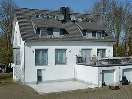 Modernes Doppelhaus mit 4 Einheiten und Erdwärme in Wilhelmsburg als Anlage oder zur Selbstnutzung