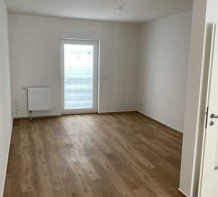 Neubau-Erstbezug! 2 Zimmerwohnung mit Balkon im Grünen