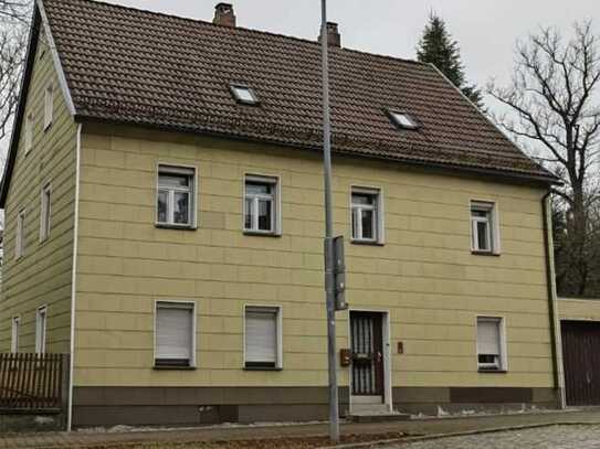 Geräumiges, günstiges 9-Zimmer-Einfamilienhaus in Gefrees