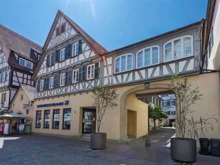 Historisches Wohn- Geschäftshaus mit 325 m² Gewerbefläche - in der Innenstadt von Schorndorf