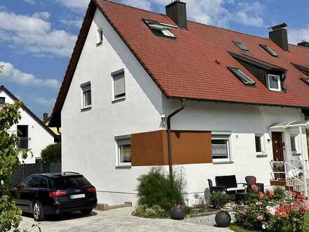 Ein-/Zweifamilienhaus in Neutraubling
