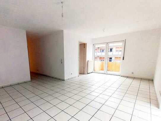 Zentrale 2-Zimmer-Wohnung mit Balkon, Tageslichtbad und Tiefgaragenstellplatz