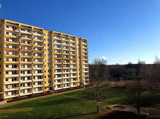 Familienwohnung mit Balkon im Hochparterre!