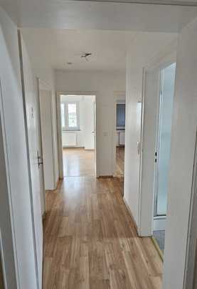 zwei Zimmer Wohnung in Siershahn zu Vermieten 560 € - 72 m² - 2.0 Zi.