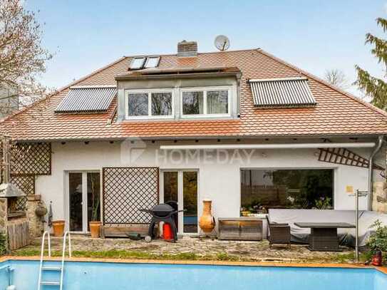 Idyllisches Einfamilienhaus mit vielfältigen Annehmlichkeiten, Sauna, Kamin und Garten