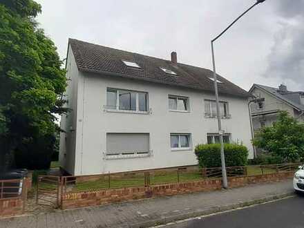 Helle 1 Zimmer Wohnung mit Balkon in Wiesbaden-Bierstadt.