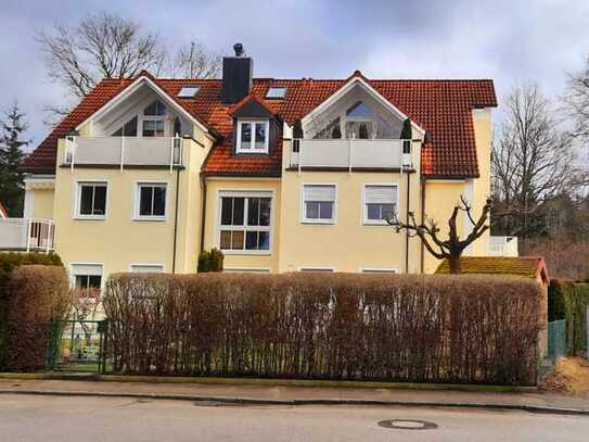 Wunderschöne helle 2-Zimmer-Wohnung mit Einbauküche in Märchenviertel von Waldperlach