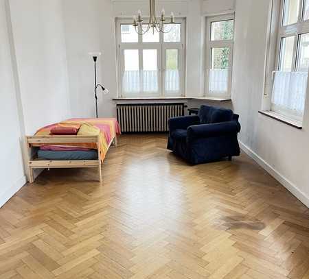 Helle 4-Zimmer Wohnung mit Altbaucharme in Bielefeld-Senne