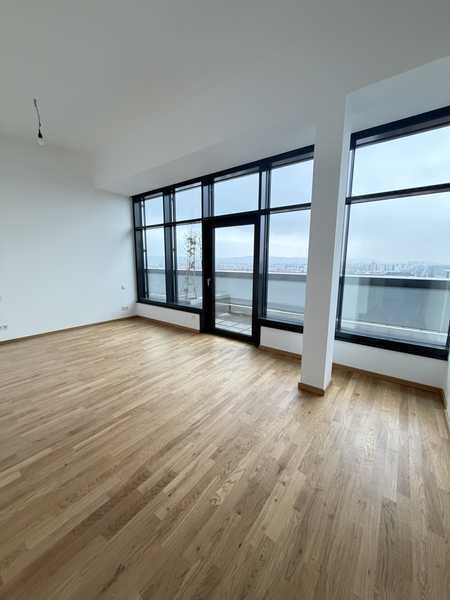 Wohnen mit Ausblick: Penthousewohnung mit Terrasse