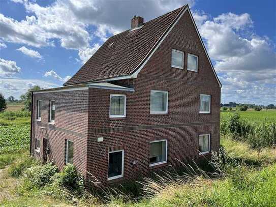 *** Landwirtschaft *** Haus am Deich mit Lagerhalle, Freiflächen und Entwicklungspotential