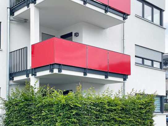 Helle, neuwertige 2-Zimmer-Wohnung mit Balkon direkt vom Eigentümer