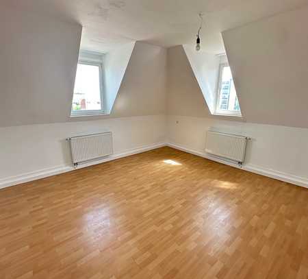 **WG Oase** Gemütliche 3-Zimmer-DG-Wohnung zum Wohlfühlen