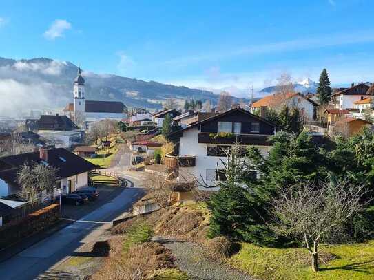 Helle 4 Zimmerwohnung in ruhiger Lage mit Traumaussicht und viel Balkon