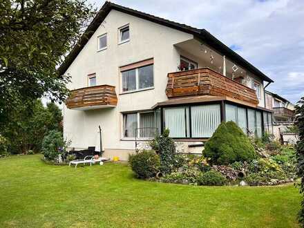 ZFH mit ausgebautem DG, gesamt ca.257m² Wfl., mit Garten in guter Lage in 86641 Rain!