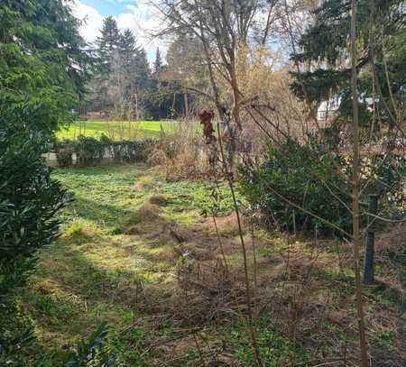 Baugrundstück mit Parkausblick und Baugenehmigung ! Ohne Provision