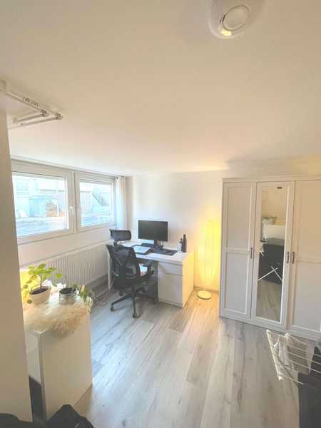 Möbliertes WG-Zimmer in S-Ost