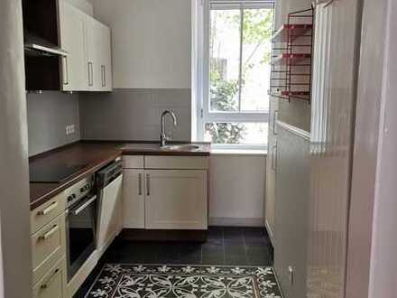 Exklusive, gepflegte 3-Zimmer-Hochparterre-Wohnung mit Einbauküche in Ulm