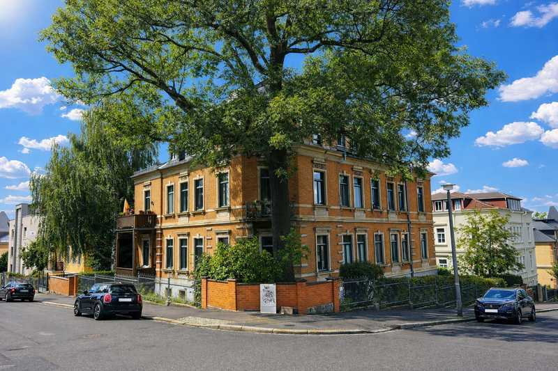 Sanierte Eigentumswohnung in beliebten Wohnviertel von Dresden!!!!