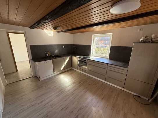 Geräumige 4-ZKB-Wohnung mit Einbauküche in Sudheim