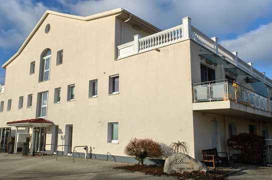 Erstbezug: Geräumige, geschmackvolle 4,5-Raum-Penthouse-Wohnung mit geh. Innenausstattung