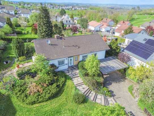 Charmantes Einfamilienhaus mit liebevoll angelegtem Garten in Horhausen