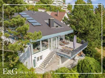 Für höchste Ansprüche: Exklusive Villa mit Schwimmbad in herrlicher Aussichtslage in Leonberg