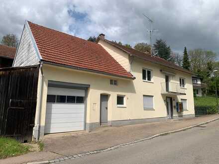 Baugrundstück mit Altbestand (Wohnhaus) in Ruppertszell Nähe Aichach!