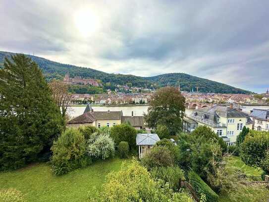 BIETERVERFAHREN - Wohnung mit traumhaftem Schnitt und Schlossblick in zweiter Reihe am Neckar!