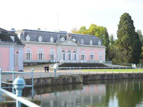 Nähe Schloß-Benrath: Top sanierte 2-Zi- Komfort- Garten-Wohnung