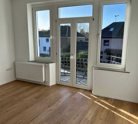 Schöne 4,5-Zimmer-Wohnung mit Flair und gehobener Ausstattung mit Balkon in Geldern