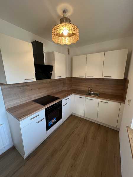 Helle 2-Zimmer Wohnung mit Balkon in Hamburg