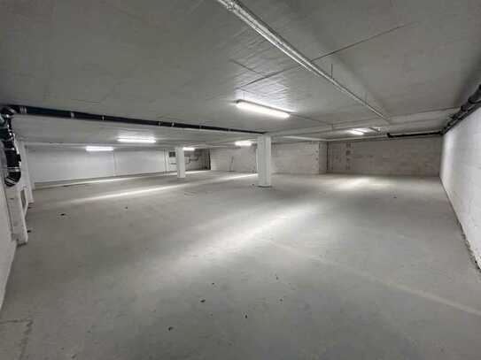 mio: Attraktive stadtnahe Lagerfläche ca. 300 m² + optional 12 Tiefgaragenstellplätzen