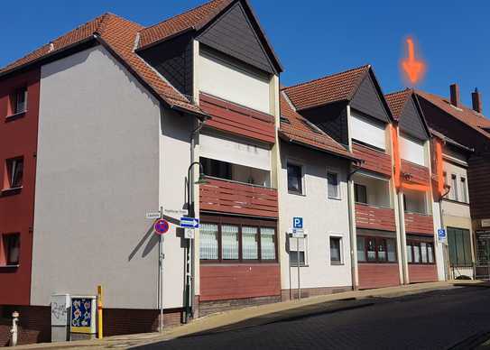 Neu renovierte 3-Zimmer-DG-Wohnung mit Balkon in Helmstedt Zentrum