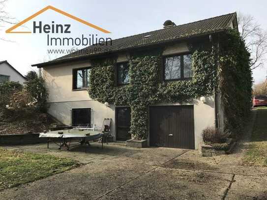 Bungalow als Zweifamilienhaus in ruhiger Lage von Odenthal Hahnenberg für Handwerker und Gartenliebh